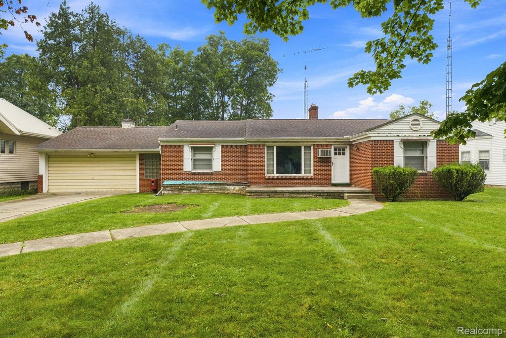 245 Anderson Avenue, Croswell city