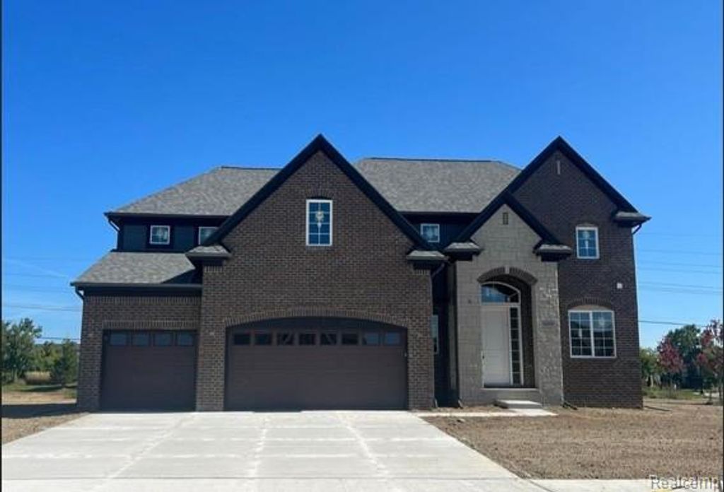 49453 Carles Dr Drive, Macomb