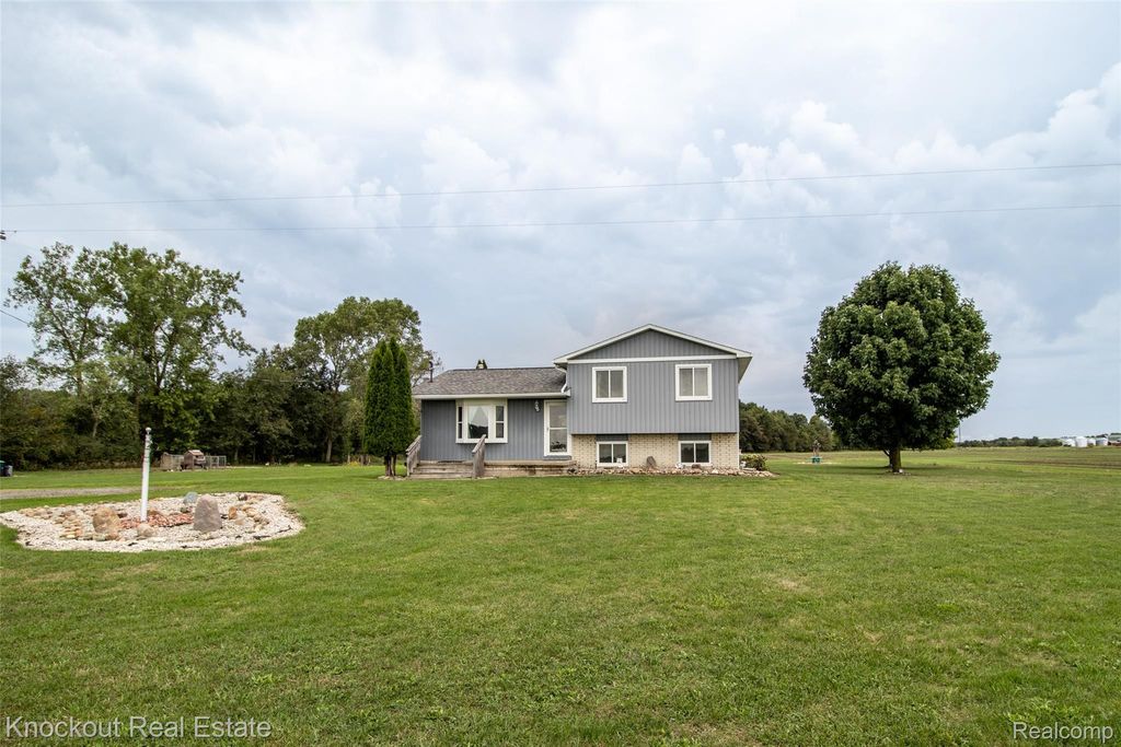 6250 Ferden Road, Chesaning