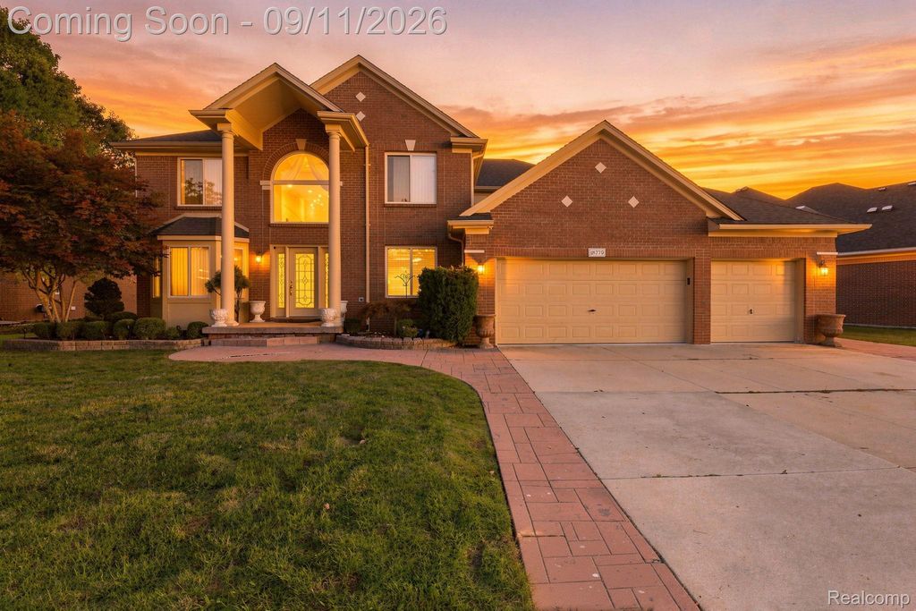 18779 Sandhurst Drive, Clinton charter township