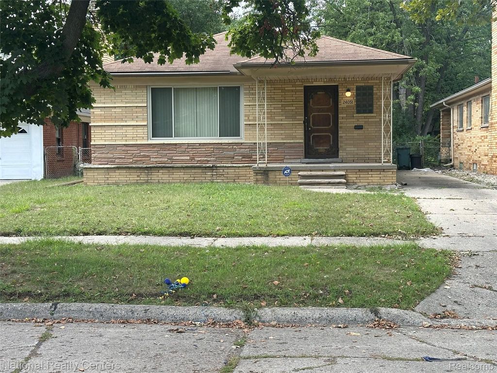 24051 Berkley Street, Oak Park city