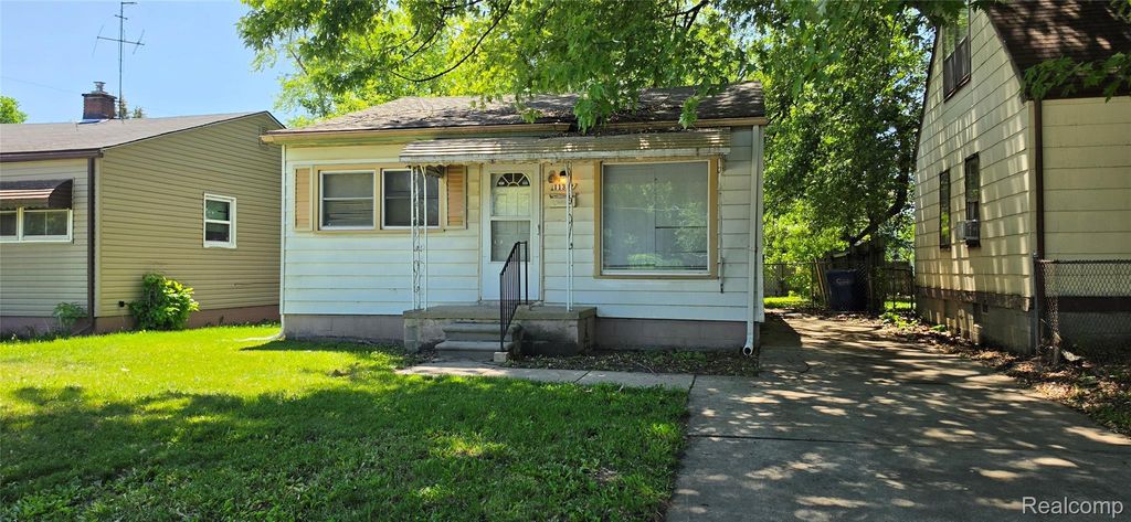 11332 Republic Avenue, Warren city