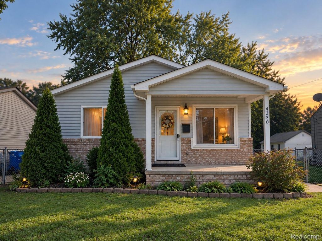 4530 Frazho Road, Warren city
