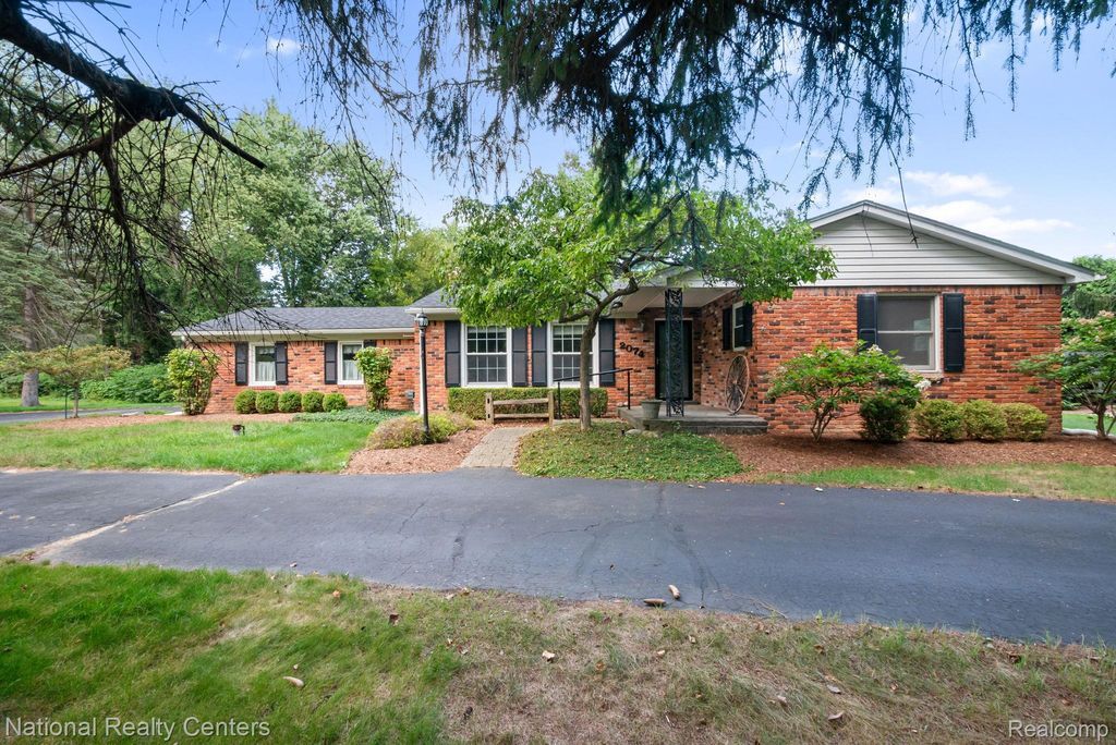 2074 Pear Tree Lane, Oakland