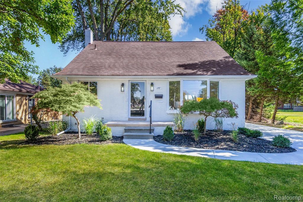 177 Avery Street, Clinton Twp