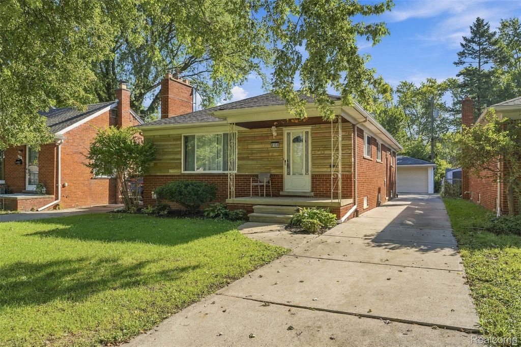 8300 Virgil Street, Dearborn Heights
