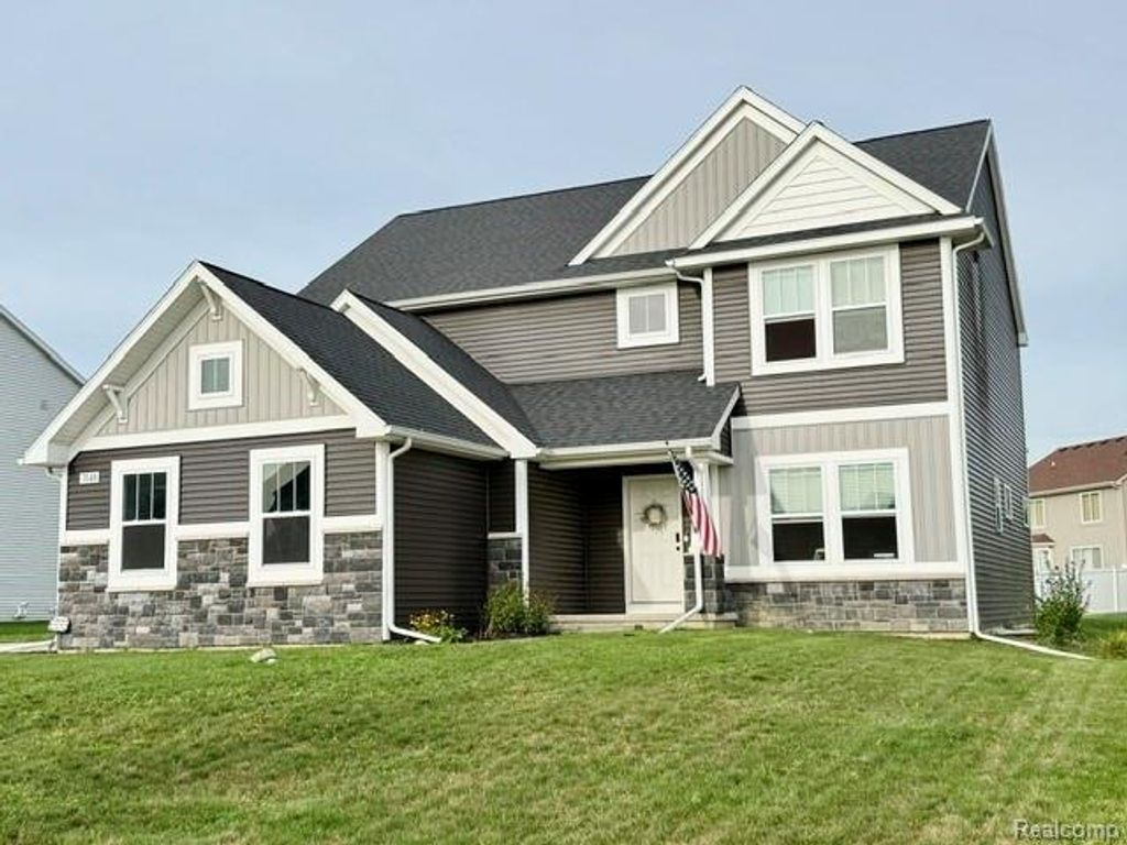 7048 Wildflower Court, Grand Blanc