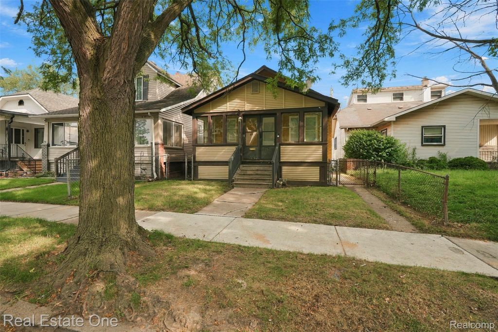 36 W Broadway Street, Ecorse