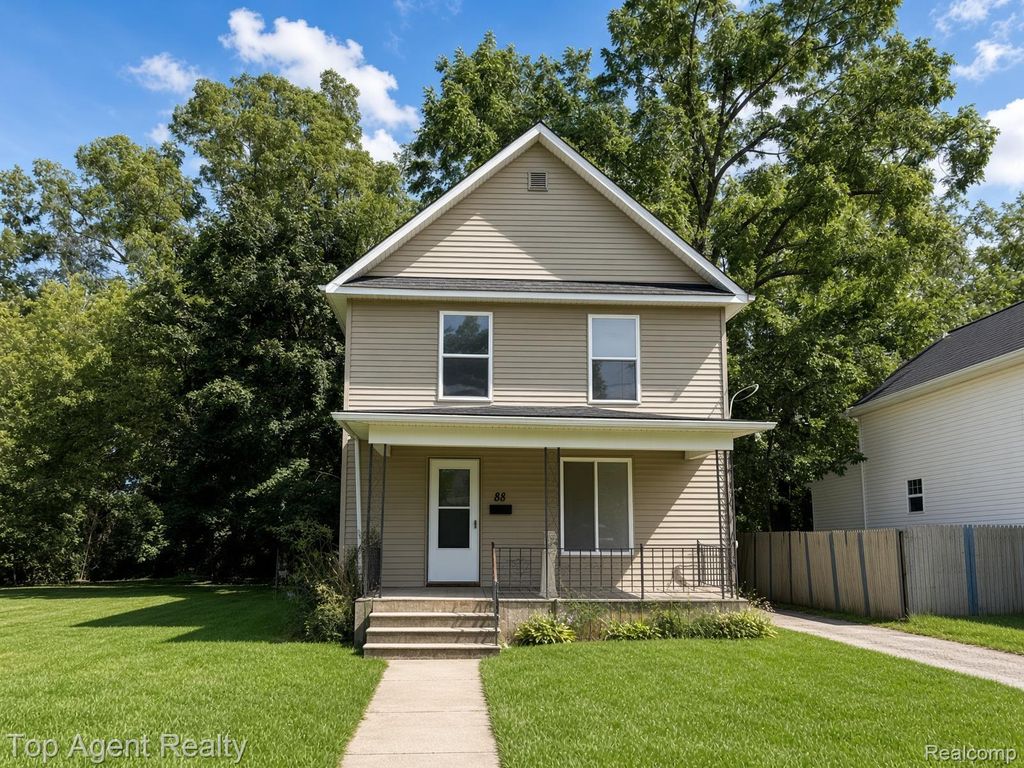 88 Thorpe Street, Pontiac