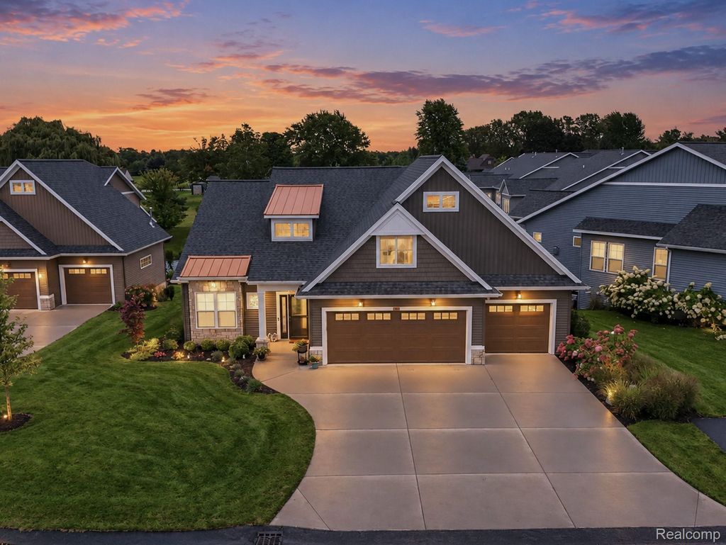 4729 Northern Court, Holland