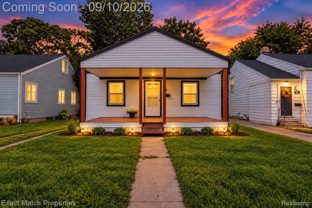 583 E Madison Avenue, Pontiac