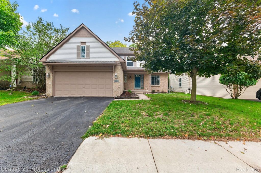 24637 Toddy Lane, Farmington Hills