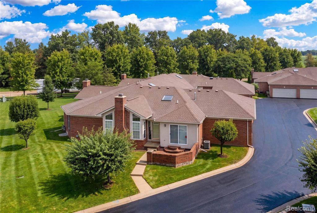 30633 Melisa Court, Chesterfield