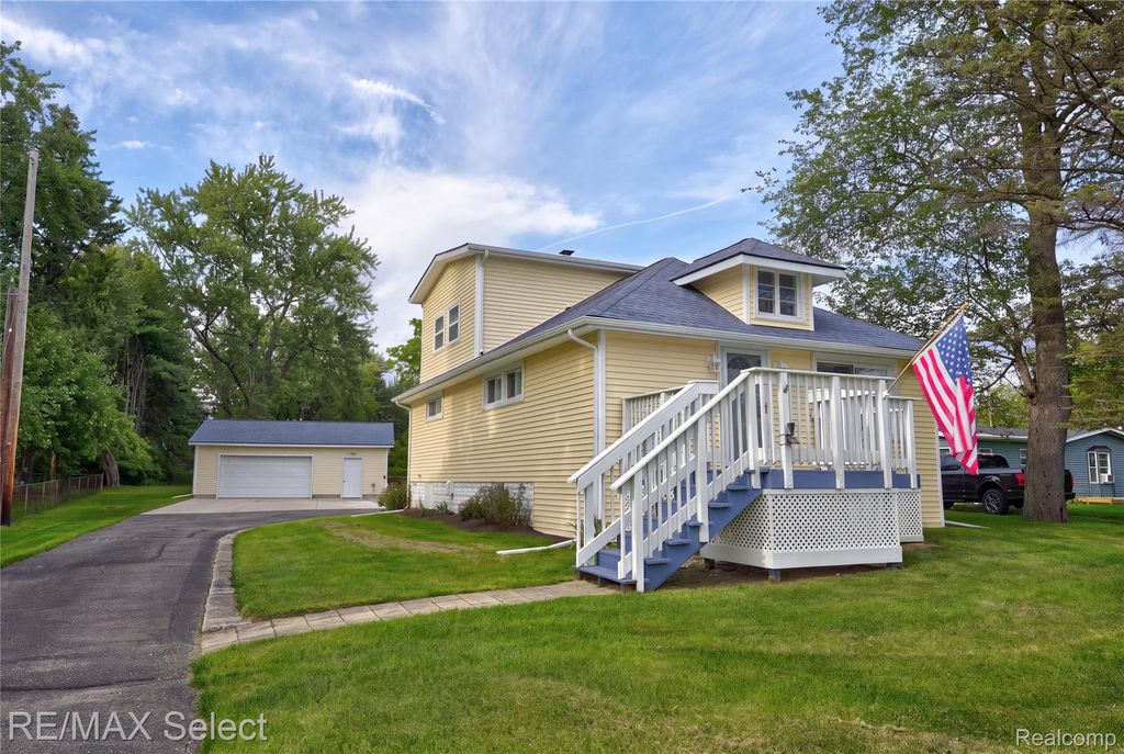 10267 Lapeer Road, Davison