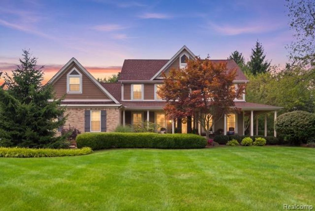 5172 Timber Bend Drive, Brighton