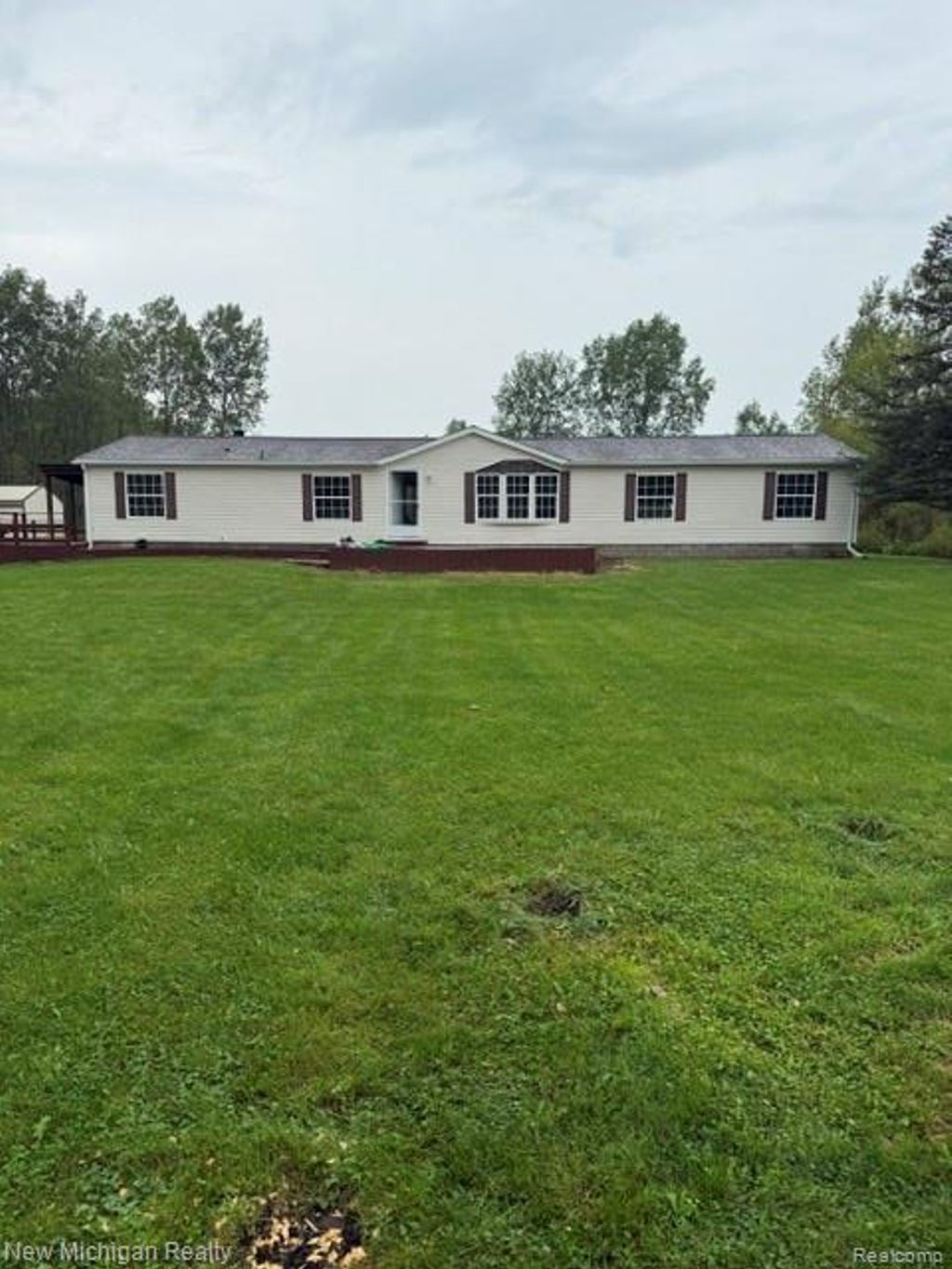 1169 Wheeler Road, Berlin