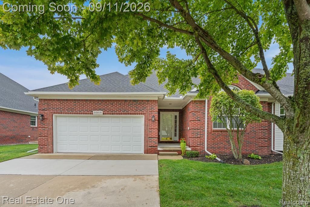 3368 Galaxy Boulevard, Sterling Heights