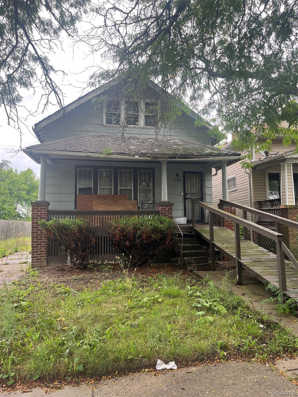 4721 Lakepointe Street, Detroit