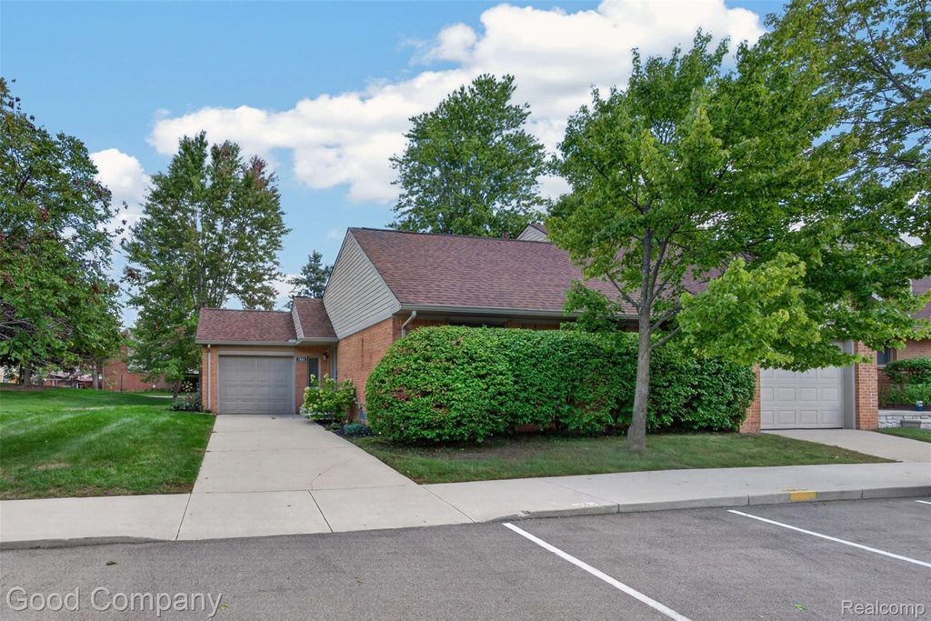 3865 Old Creek Road, Troy