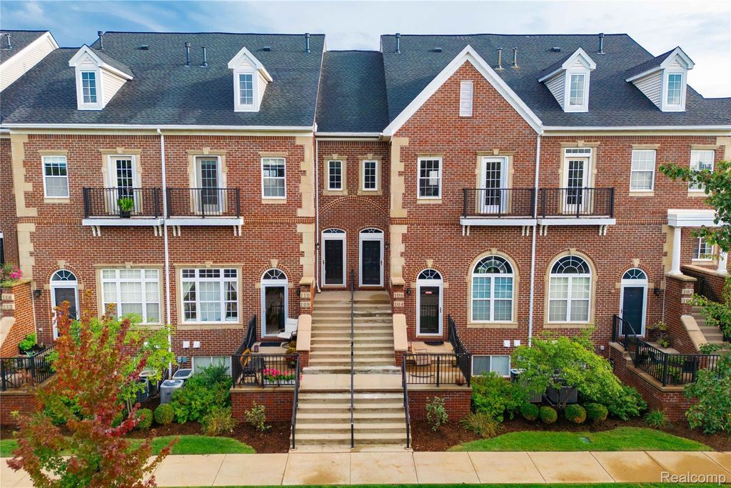110 West Road, Trenton