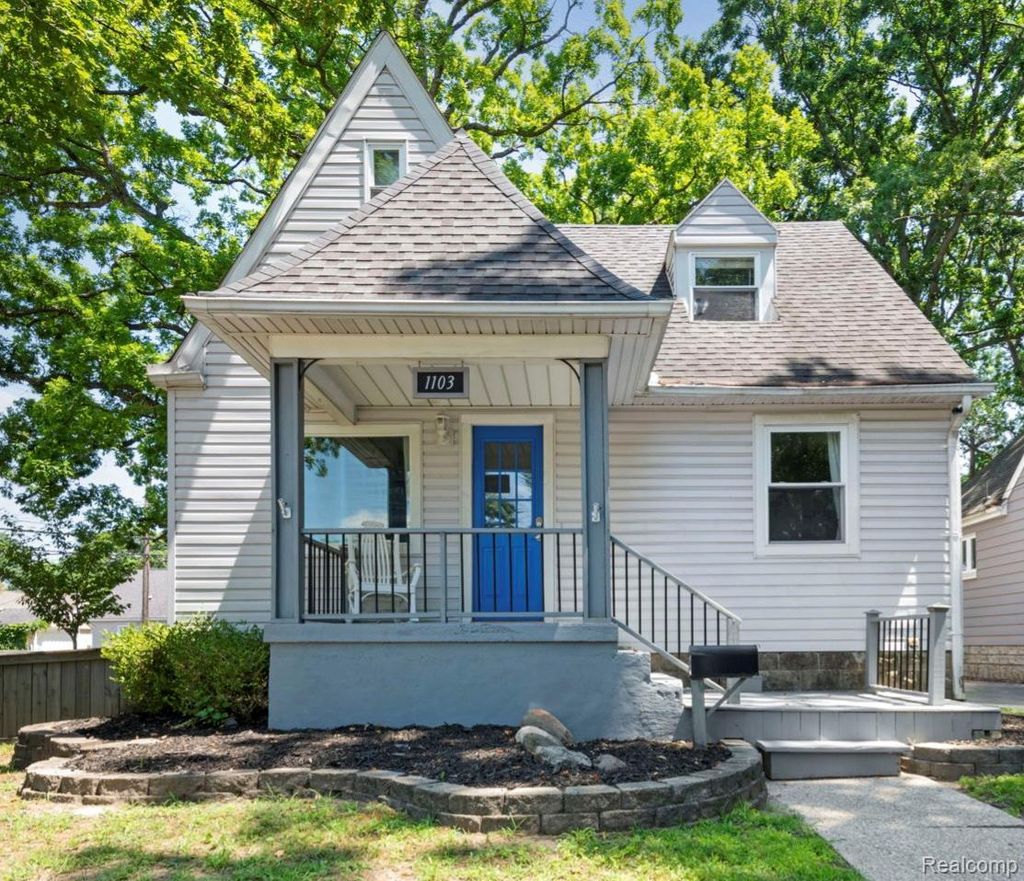 1103 Hoffman Avenue, Royal Oak