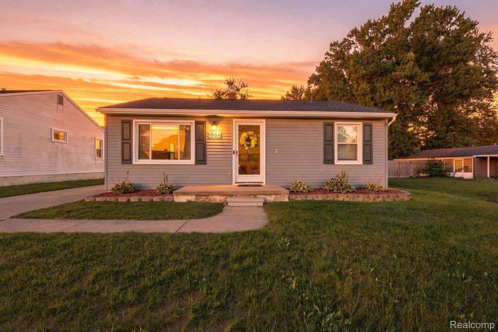 1584 S Parent Street, Westland