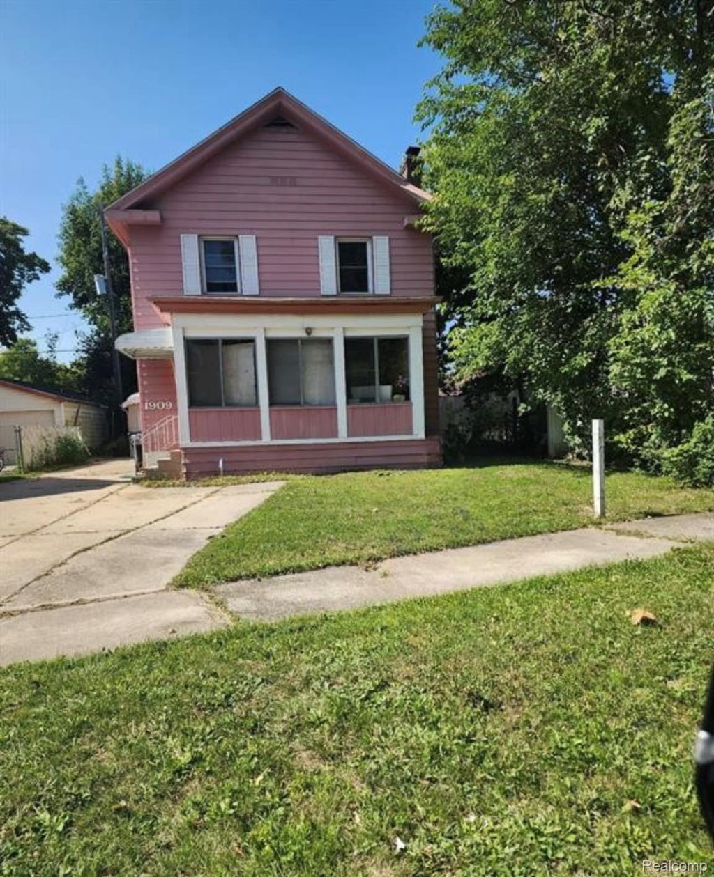 1909 Proctor Avenue, Flint