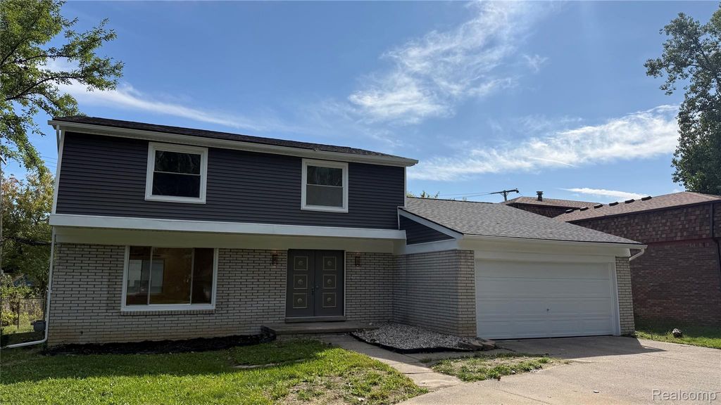 17365 Hilton Street, Southfield