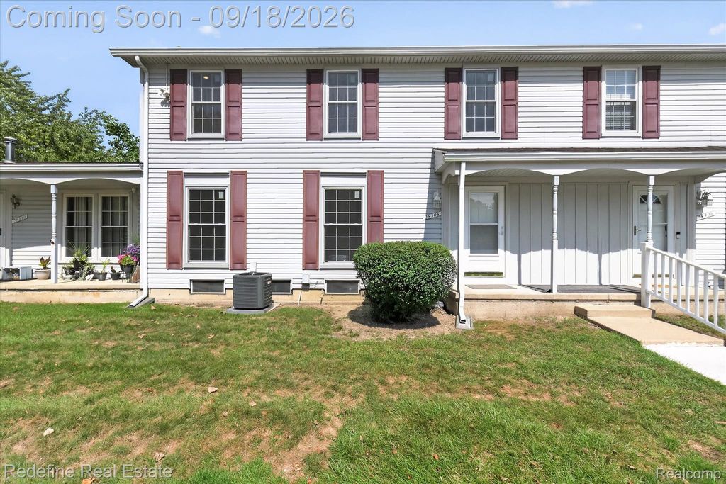 28308 Coventry Court, Brownstown