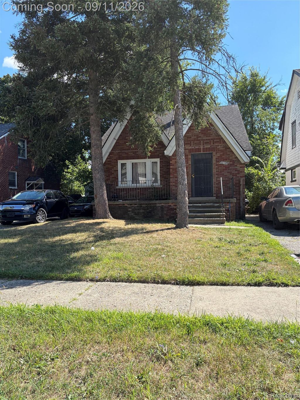 16019 Ellsworth Street, Detroit