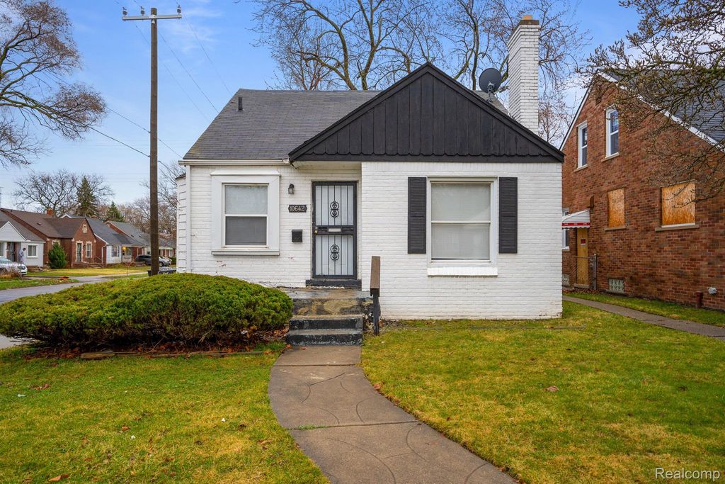 10642 Mckinney Street, Detroit