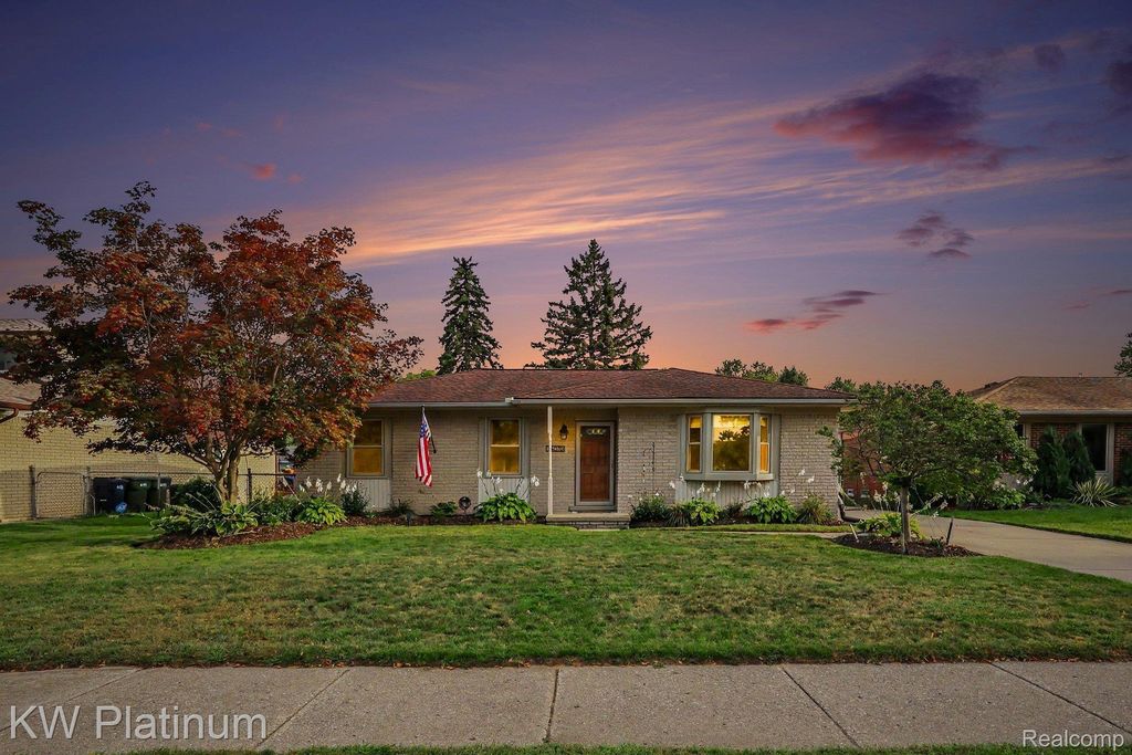 15010 Alma Drive, Sterling Heights