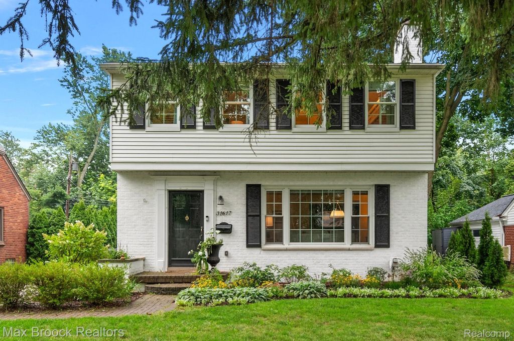 31617 Auburn Drive, Beverly Hills