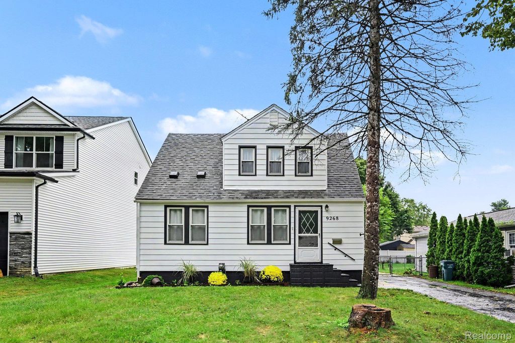 9268 Marlowe Avenue, Plymouth