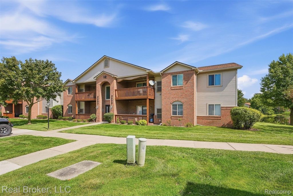 9685 Wildflower Court, Van Buren Twp