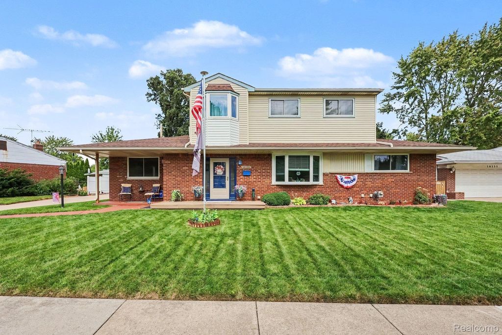 18237 Davidson, Fraser