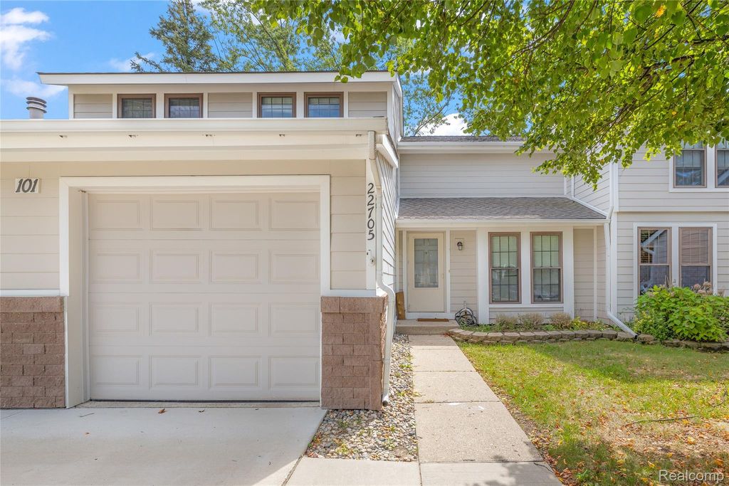 22705 Cranbrooke Drive, Novi
