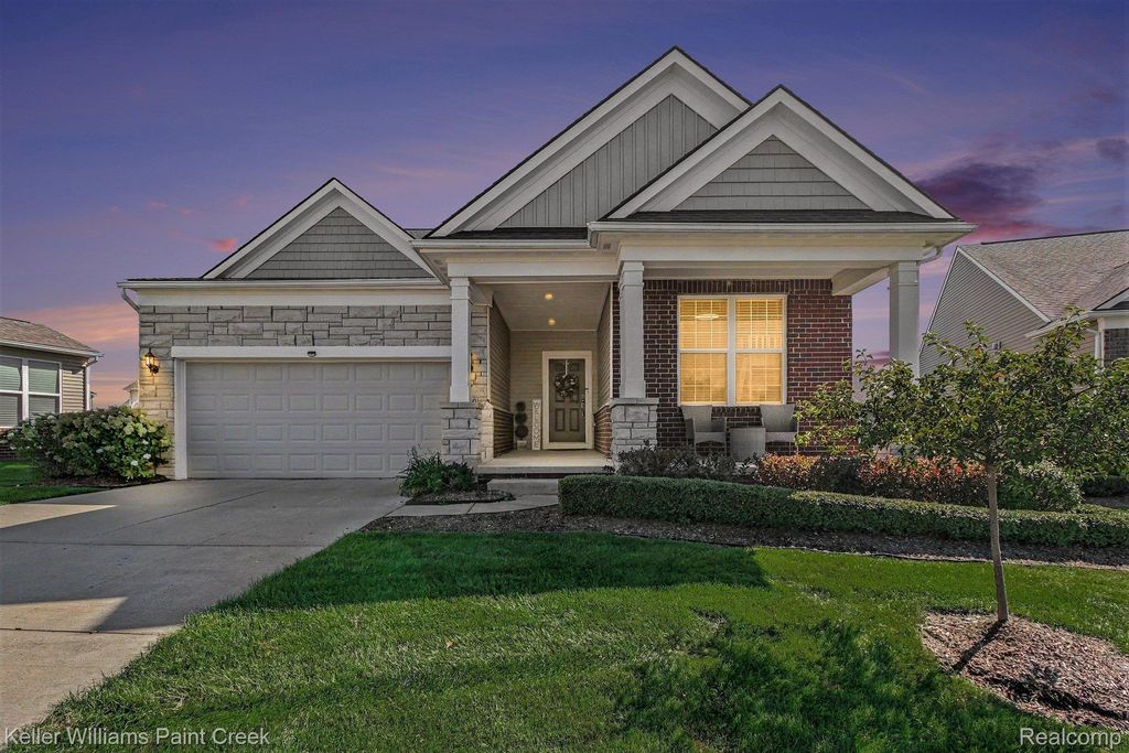 1270 Lark Street, Lake Orion