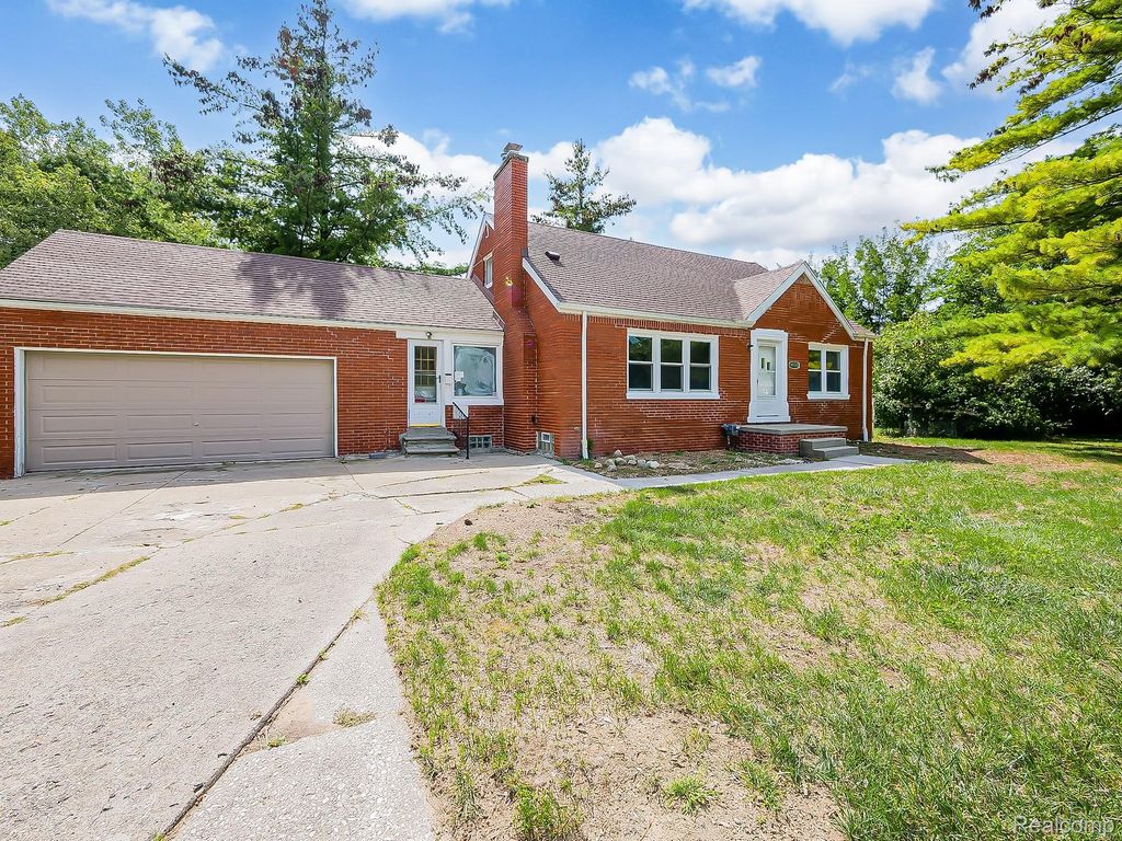 14102 Toepfer Road, Warren