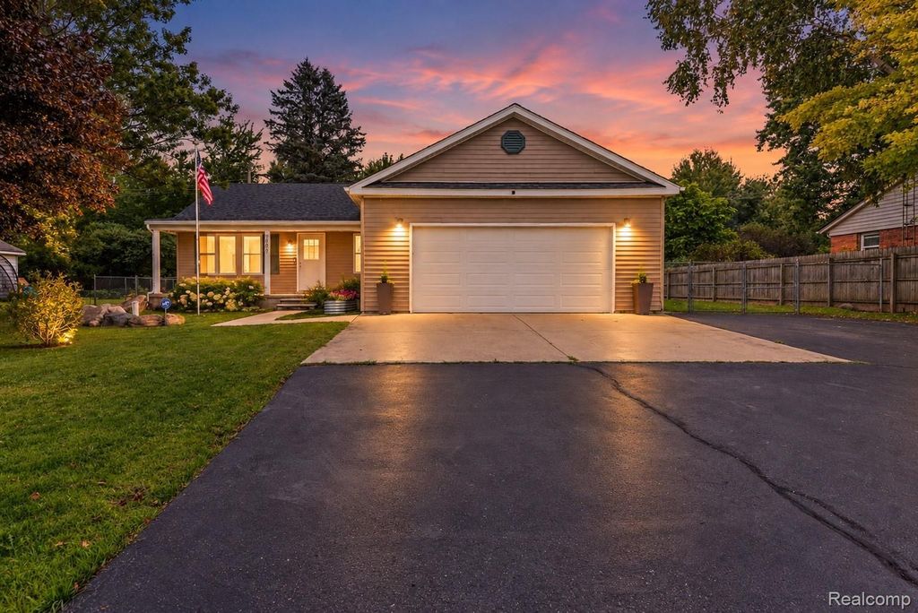 7870 Ormond Road, Davisburg
