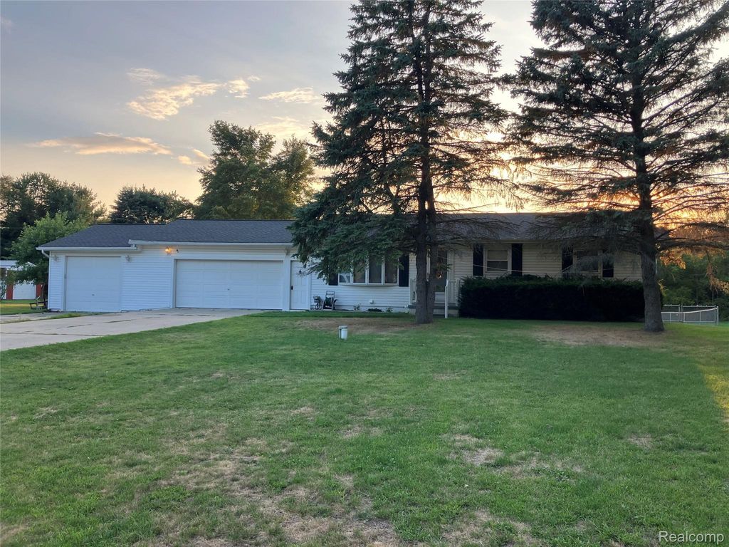 1569 Wade Drive, Lapeer