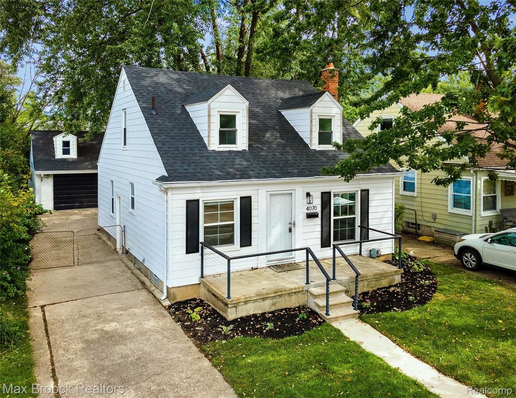 4070 Bacon Avenue, Berkley