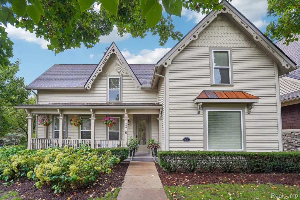 315 W Commerce Street, Milford