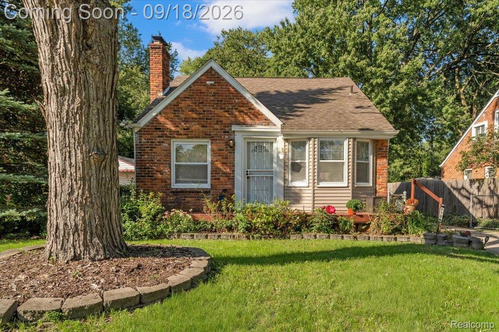 1706 Catalpa Drive, Berkley