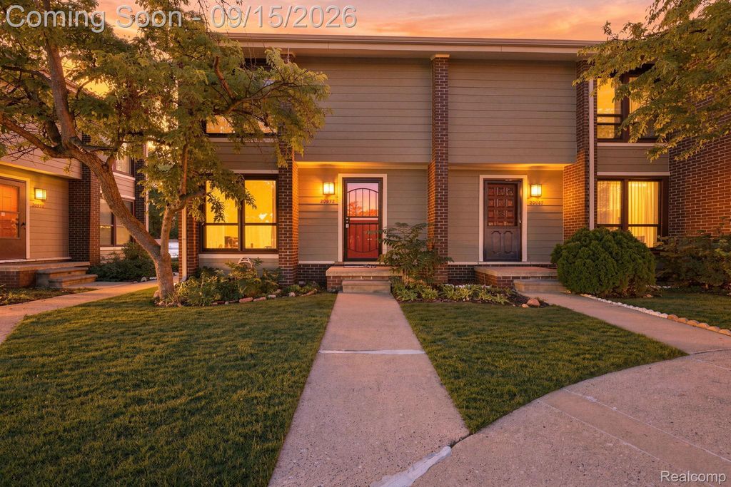20977 Sherman Avenue, Southfield city