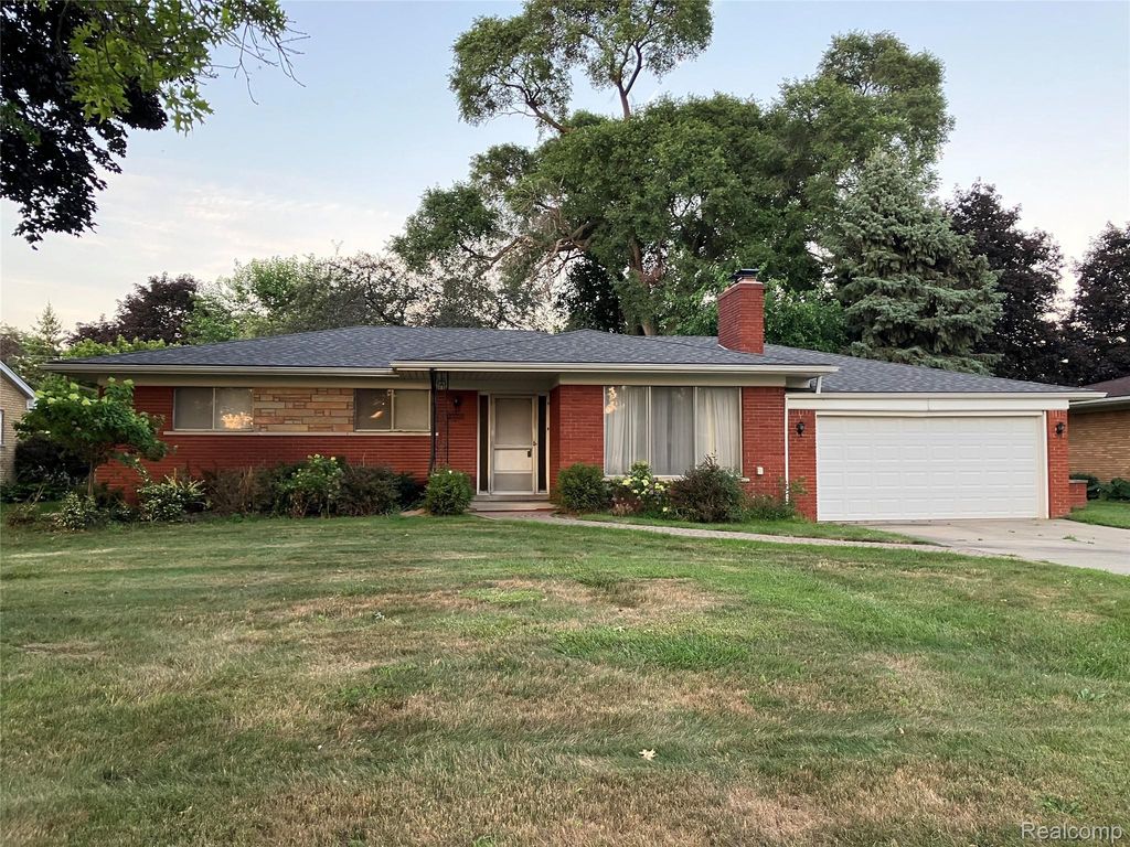 37054 Maas Drive, Sterling Heights