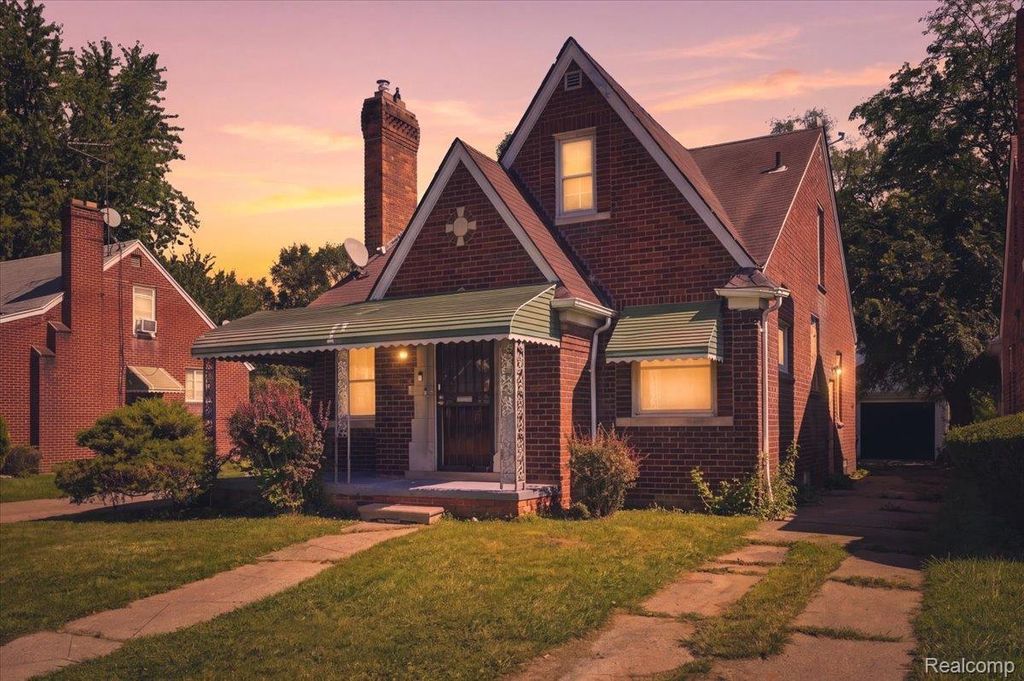 10646 Balfour Road, Detroit