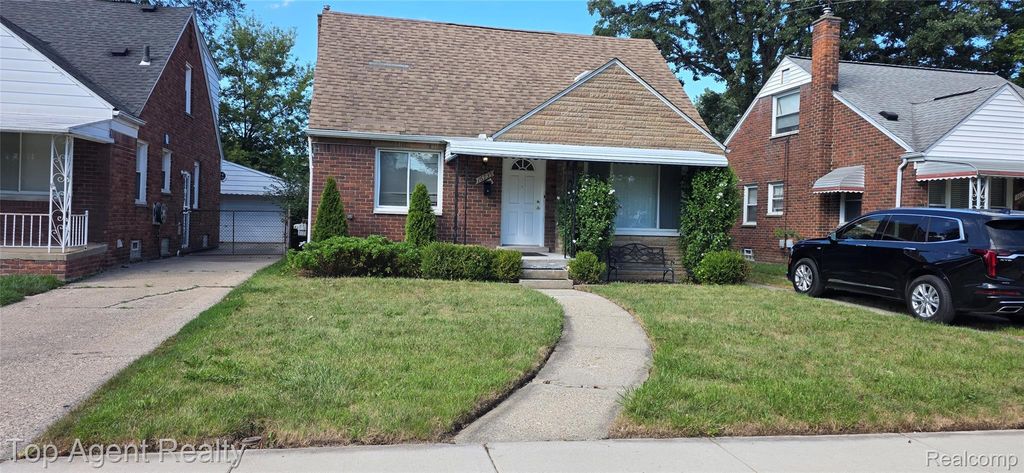 16735 Lincoln Avenue Se, Eastpointe