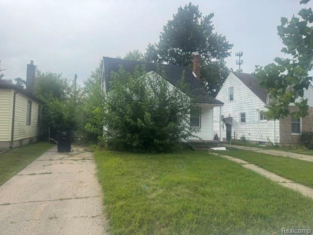 20287 Strasburg Street, Detroit