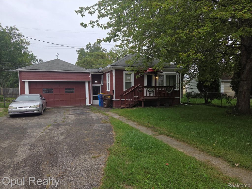 35312 Chestnut Street, Wayne